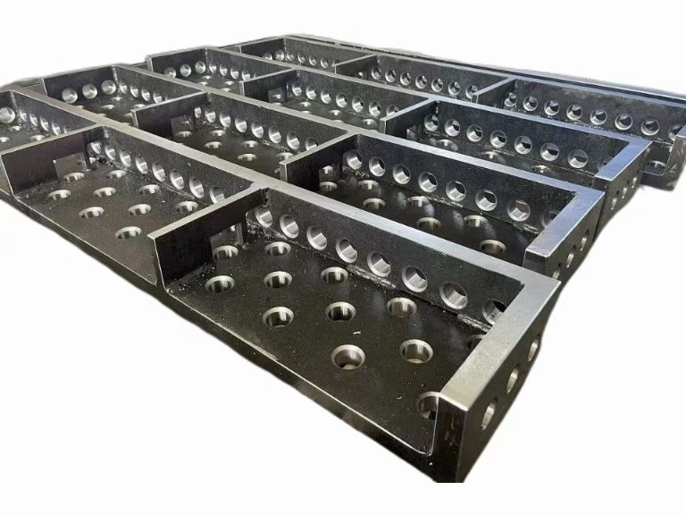 ब्रिनेल हार्डनेस नंबर (BHN) अंदाजे 119-159